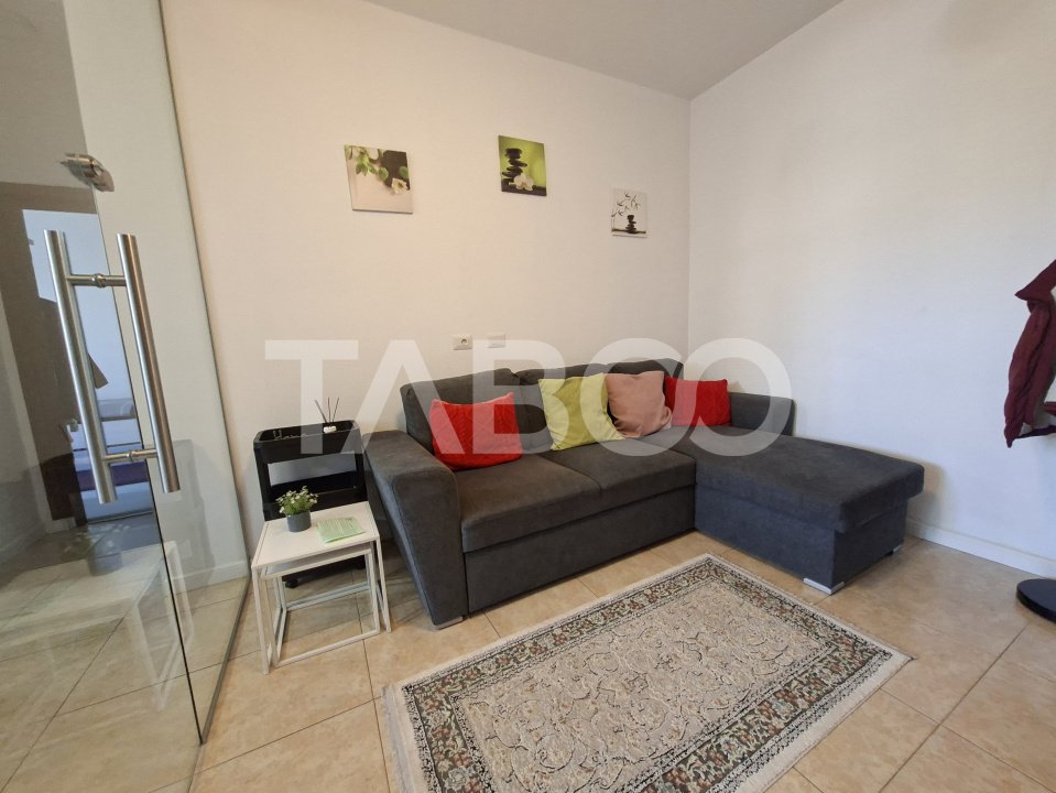 Apartament de vanzare cu 3 camere cu gradina de 85 mp si 2 parcari