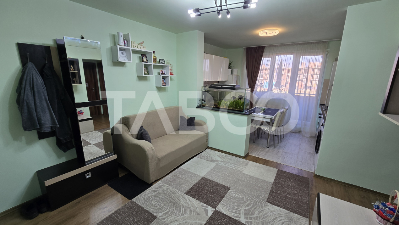 Apartament de vanzare cu 3 camere etaj intermediar Calea Surii Mici