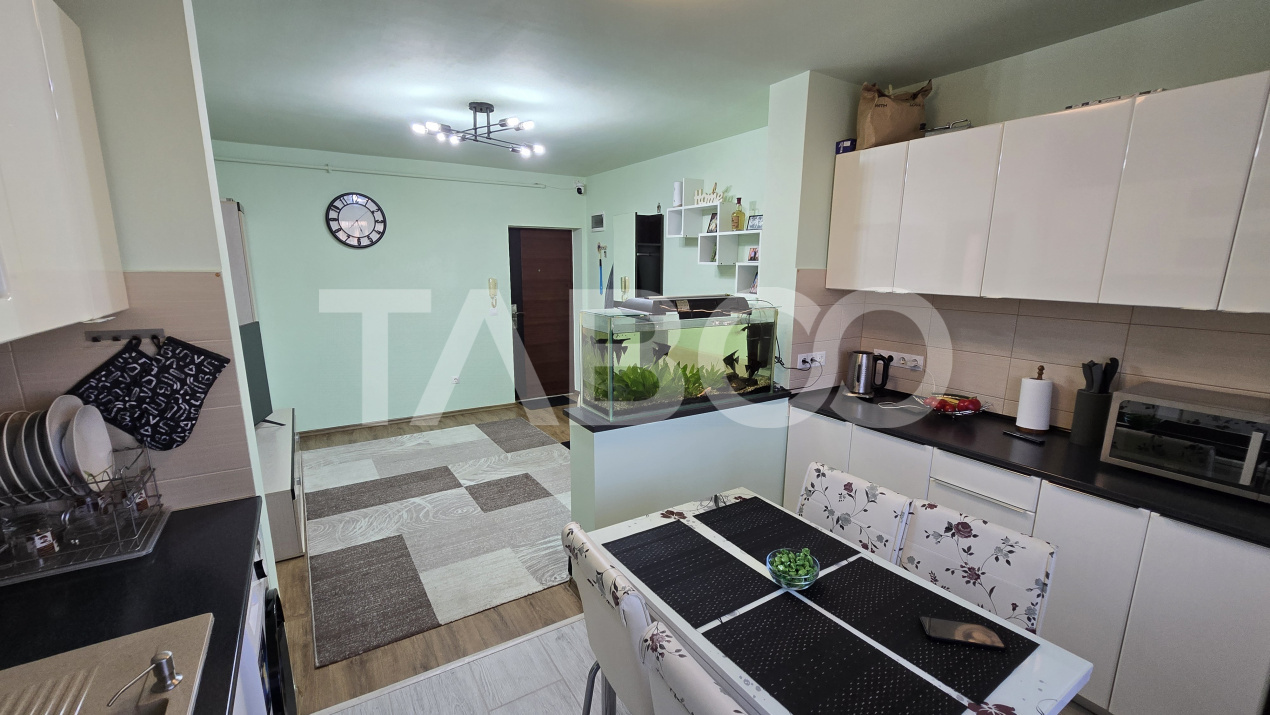 Apartament de vanzare cu 3 camere etaj intermediar Calea Surii Mici
