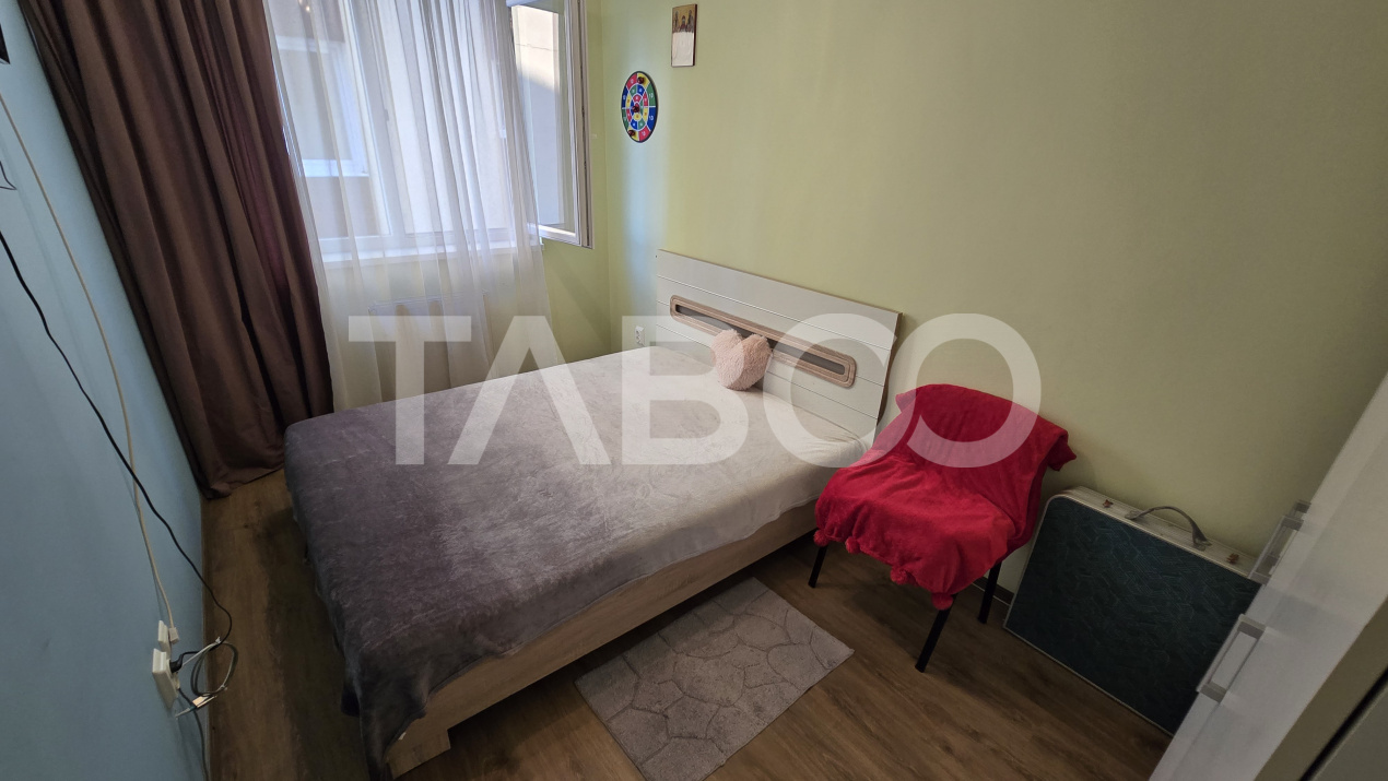Apartament de vanzare cu 3 camere etaj intermediar Calea Surii Mici