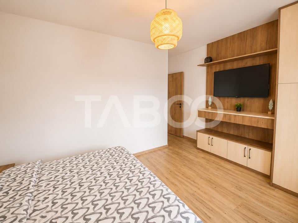 Apartament de vanzare cu 3 camere si balcon Kogalniceanu