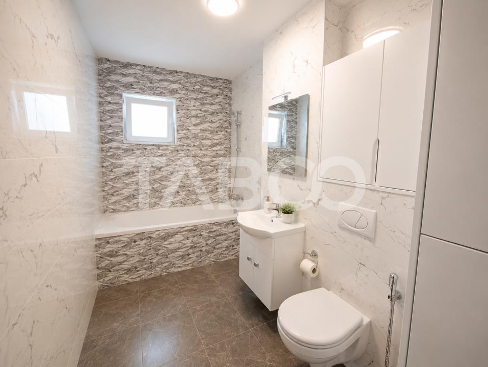 Apartament de vanzare cu 3 camere si balcon Kogalniceanu