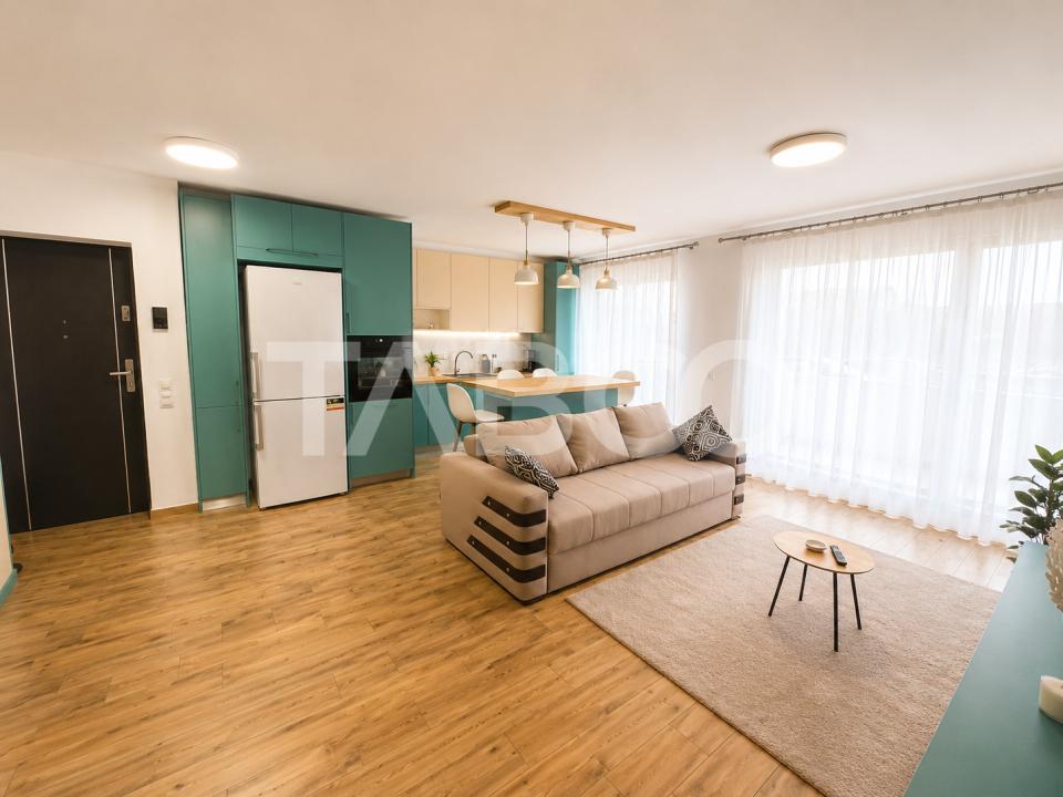 Apartament de vanzare cu 3 camere si balcon Kogalniceanu