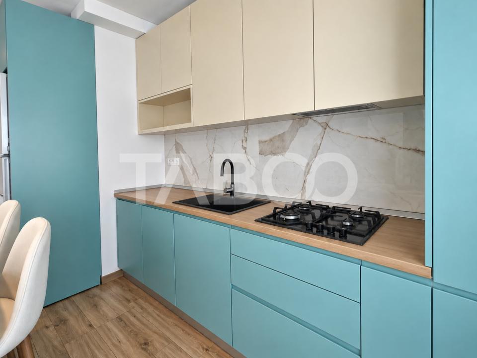 Apartament de vanzare cu 3 camere si balcon Kogalniceanu