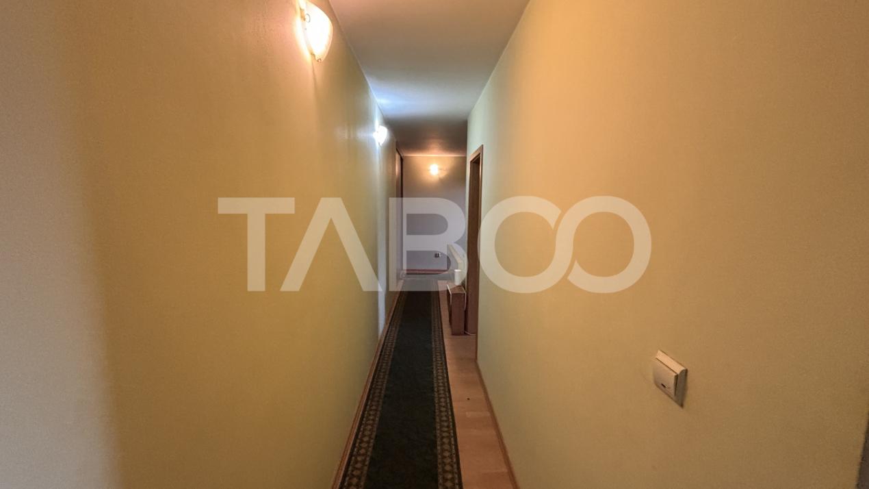 Apartament de vanzare cu 4 camere 103 mpu+ balcon zona Turnisor Sibiu