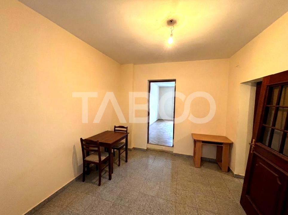 Apartament de vanzare cu 4 camere 110 mp Orasul de Jos Sibiu