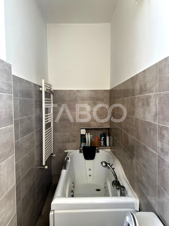 Apartament de vanzare cu 5 camere garaj zona Central din Sibiu