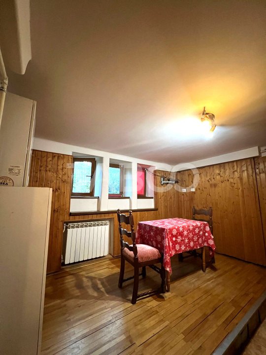 Apartament de vanzare cu 5 camere garaj zona Trei Stejari din Sibiu