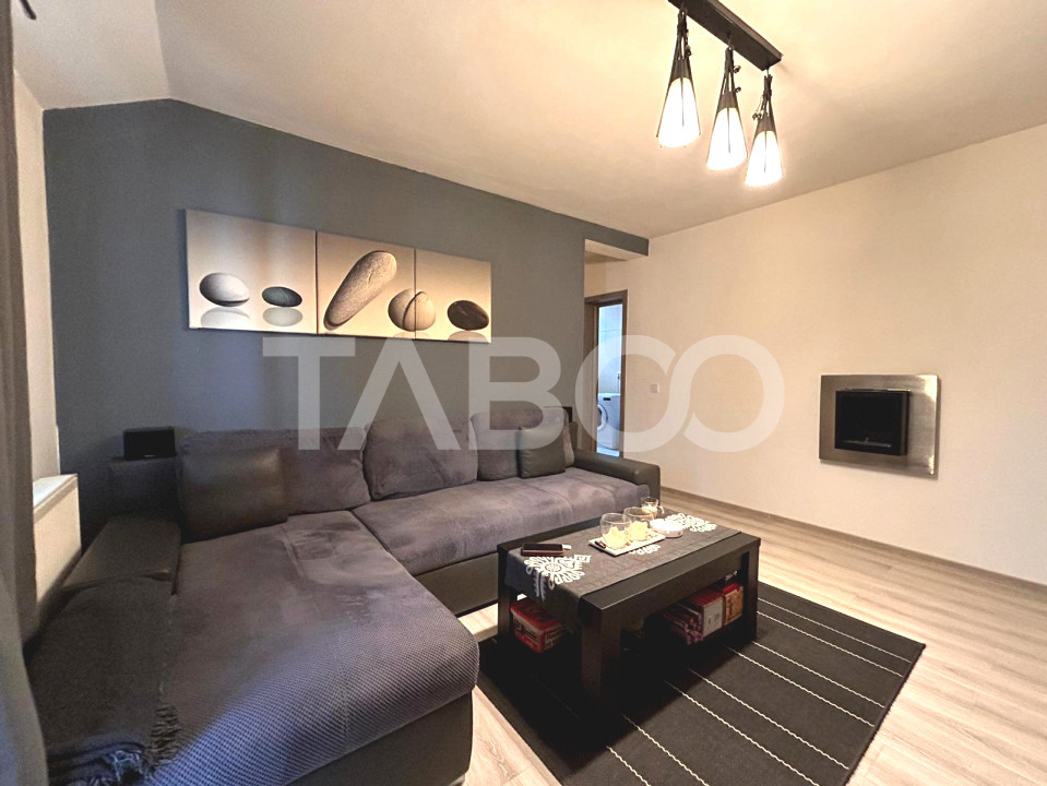 Apartament de vanzare decomandat 2 camere balcon parcare Selimbar