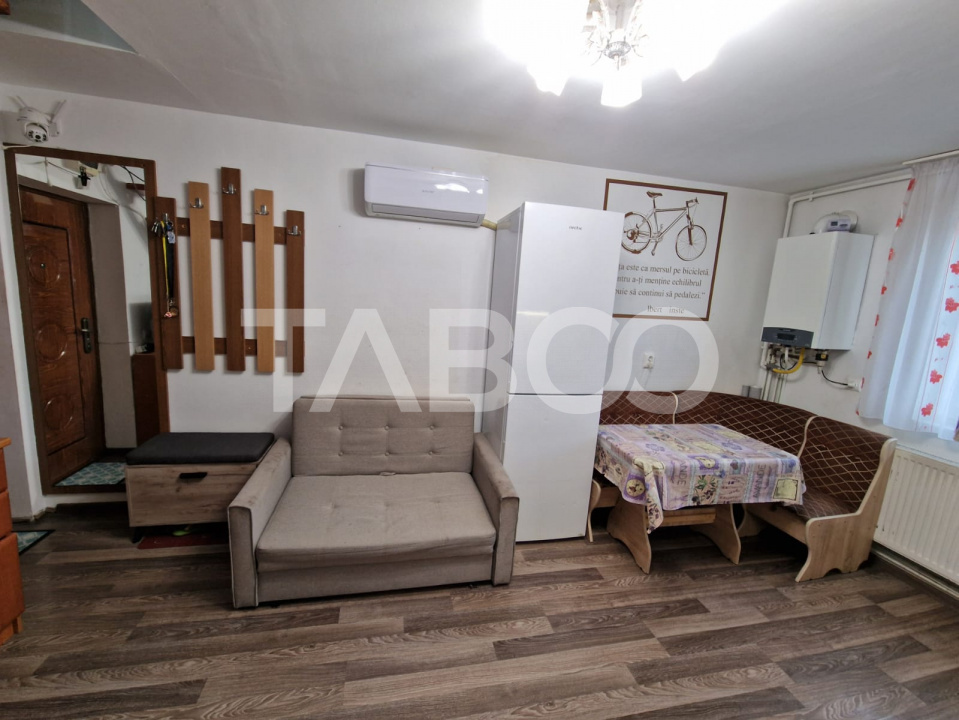 Apartament de vanzare decomandat 2 camere zona Broscarie Sibiu
