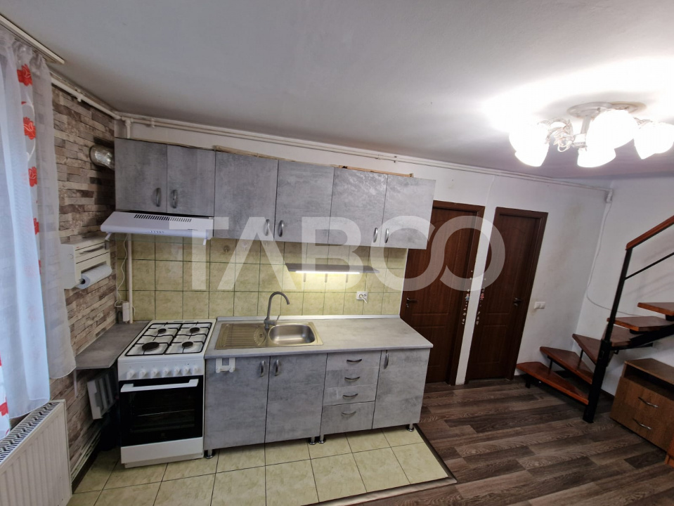 Apartament de vanzare decomandat 2 camere zona Broscarie Sibiu