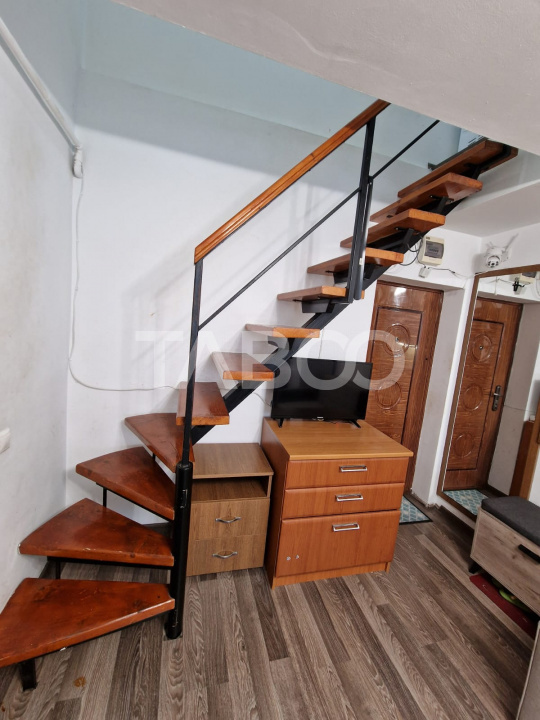 Apartament de vanzare decomandat 2 camere zona Broscarie Sibiu