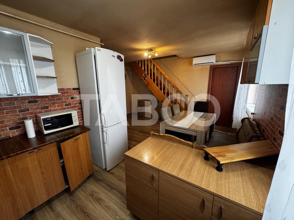 Apartament de vanzare decomandat 4 camere 73 mpu Vasile Aaron Sibiu