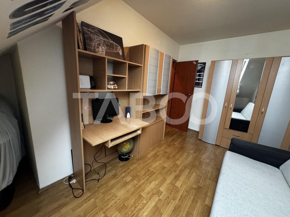Apartament de vanzare decomandat 4 camere 73 mpu Vasile Aaron Sibiu