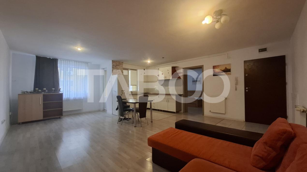 Apartament de vanzare decomandat 77 mpu 3 camere zona Rahovei Ciresica