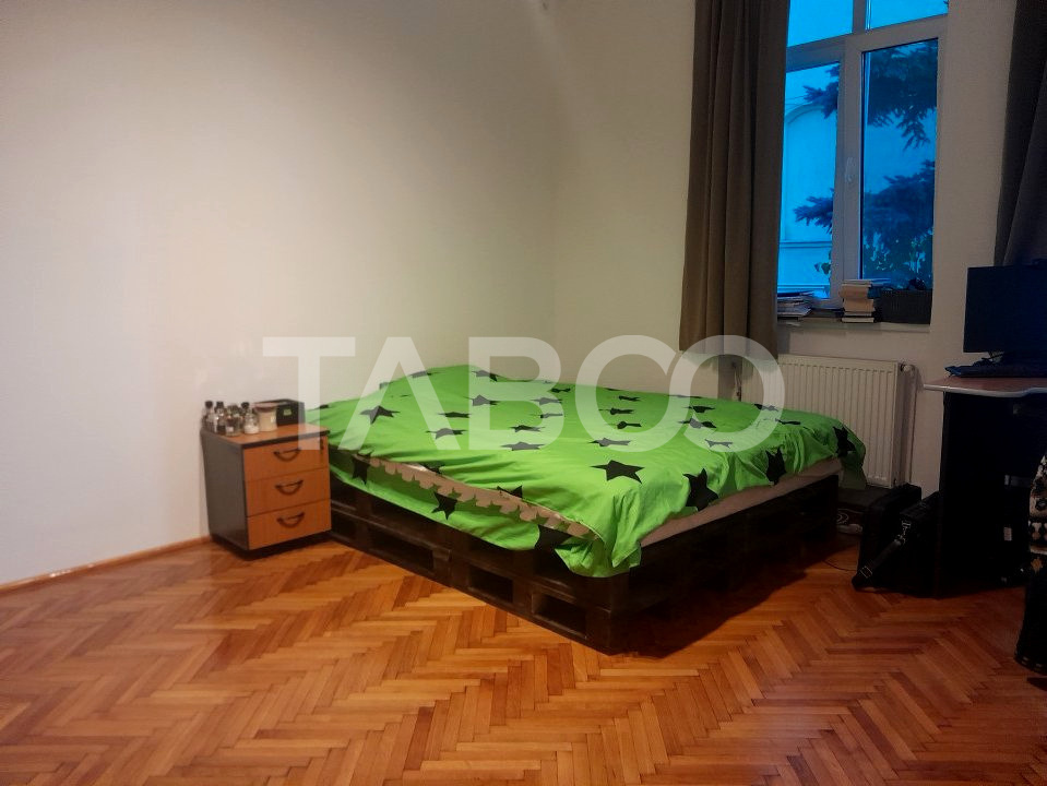 Apartament de vanzare decomandat parter zona Parcul Sub Arini Sibiu in Sibiu - Victoriei
