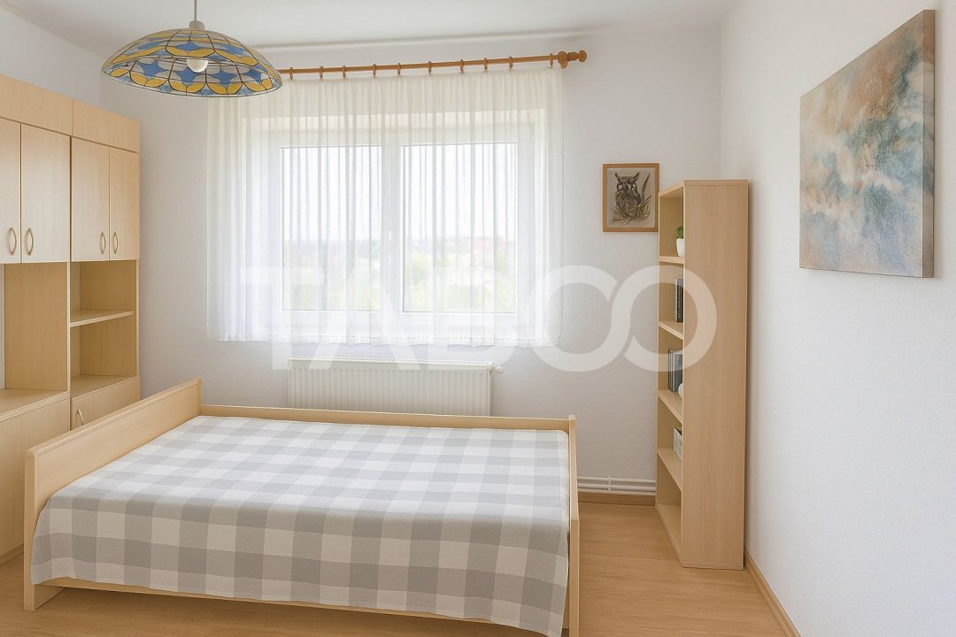Apartament de vanzare decomandat Terezian 3 camere 2 bai balcon 