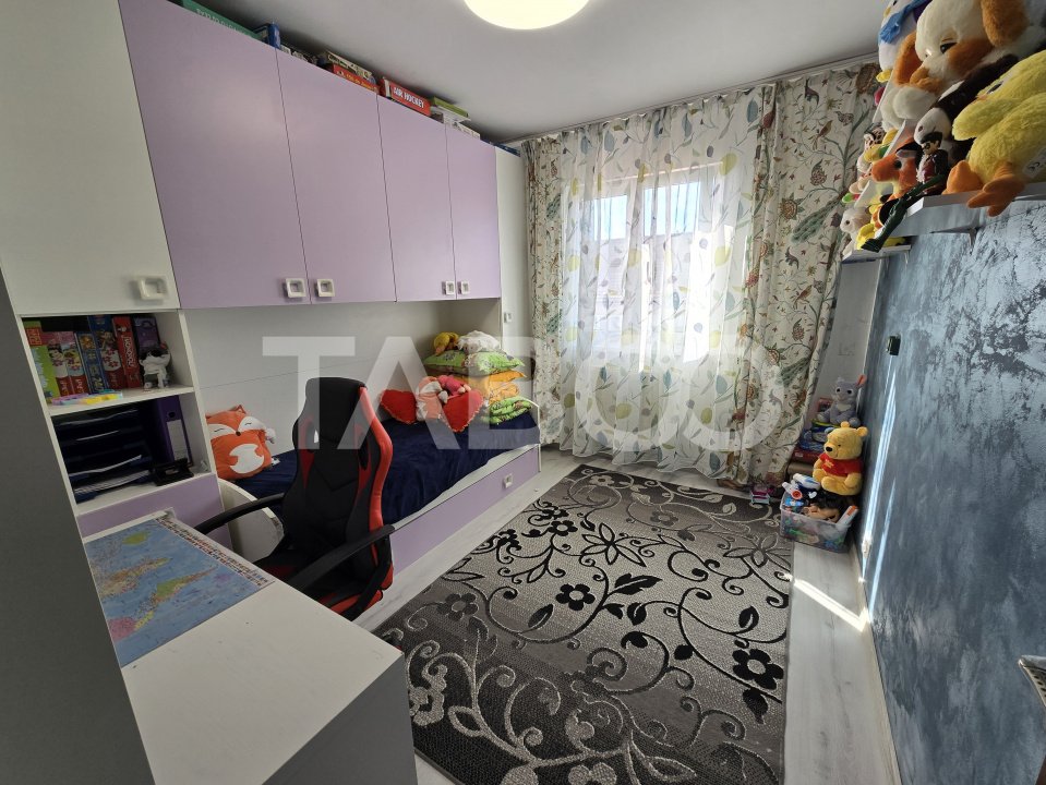Apartament de vanzare etaj intermediar 3 si pivnita Vasile Aaron Sibiu