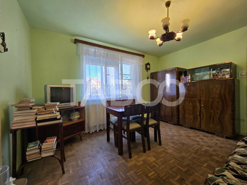 Apartament de vanzare etajul 1 balcon Mihai Viteazu Cedonia Sibiu
