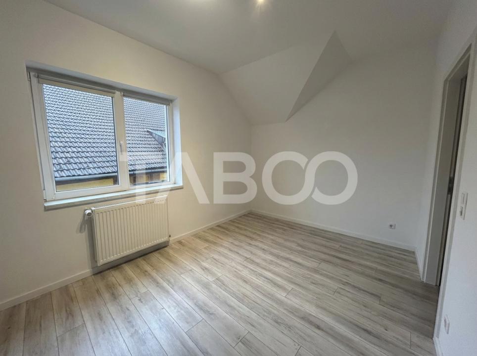 Apartament de vanzare etajul 1 cu 2 camere si curte in zona Selimbar