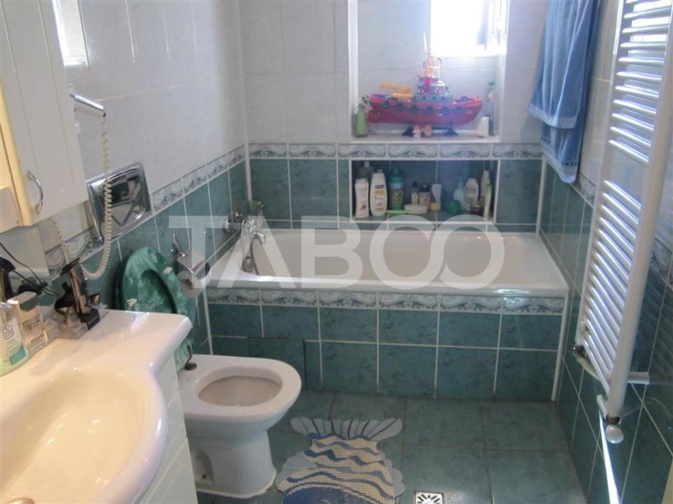 Apartament de vanzare in Sibiu cu 3 camere zona Terezian
