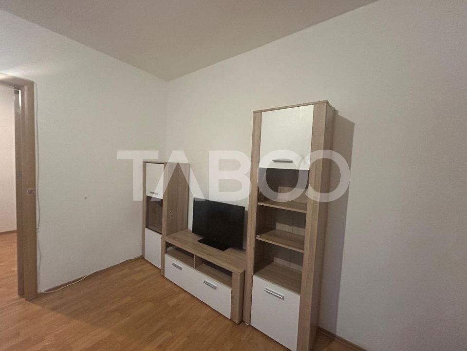 Apartament de vanzare in zona Vasile Aaron pretabil investitie sigura