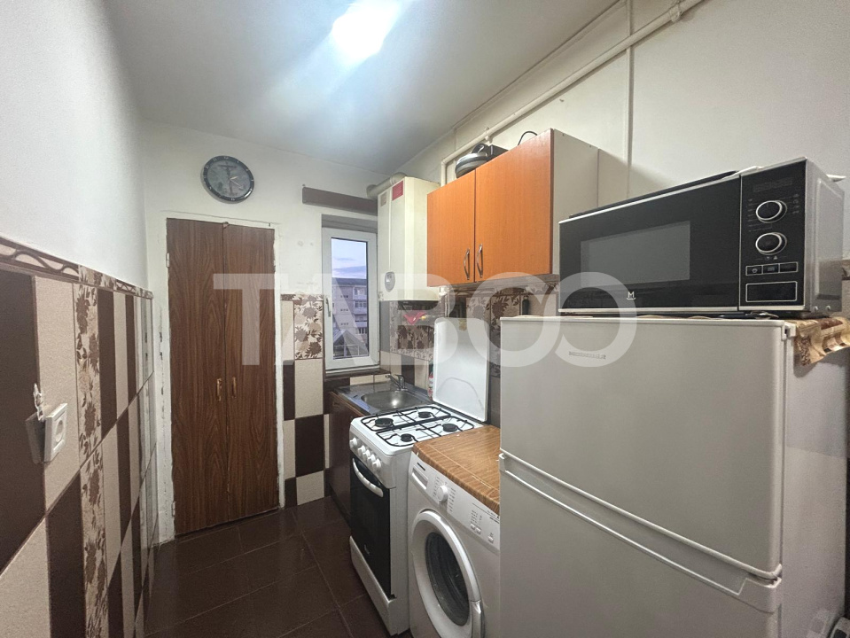 Apartament de vanzare in zona Vasile Aaron pretabil investitie sigura