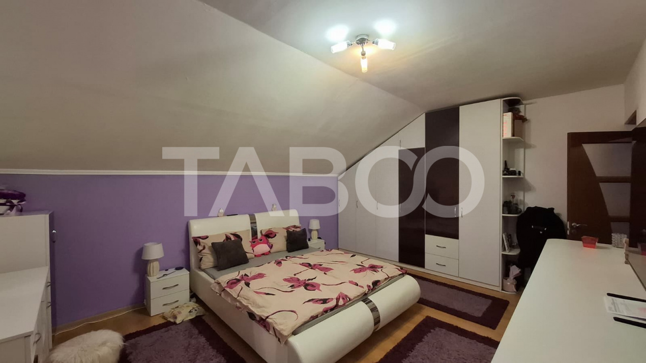 Apartament de vanzare la casa 4 camere 2 bai 118 mp Slimbar Sibiu