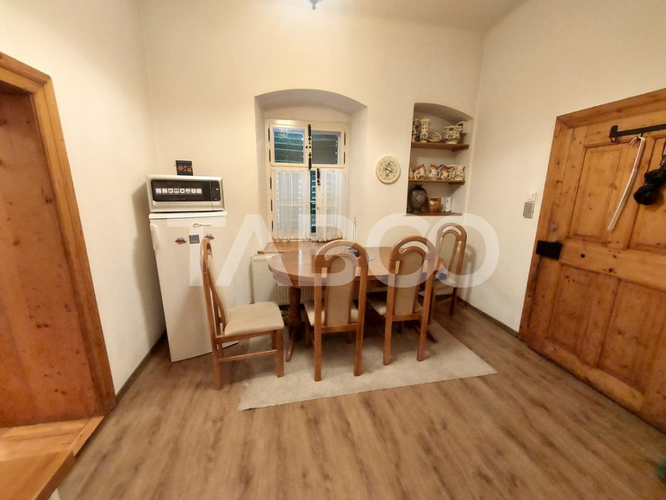Apartament de vanzare la casa 56 mpu 2 camere Centrul Istoric Sibiu