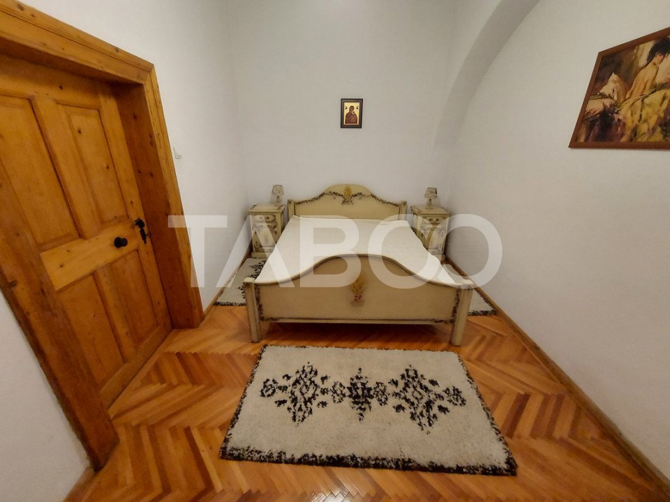Apartament de vanzare la casa 56 mpu 2 camere Centrul Istoric Sibiu