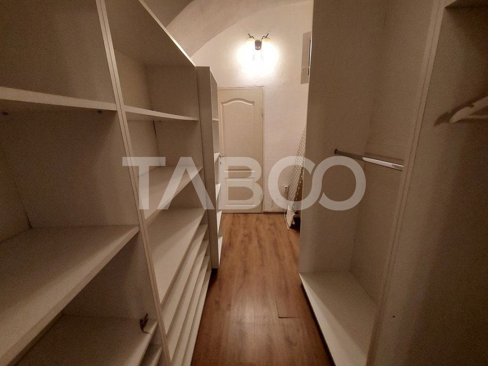 Apartament de vanzare la casa 56 mpu 2 camere Sibiu Centrul Istoric 