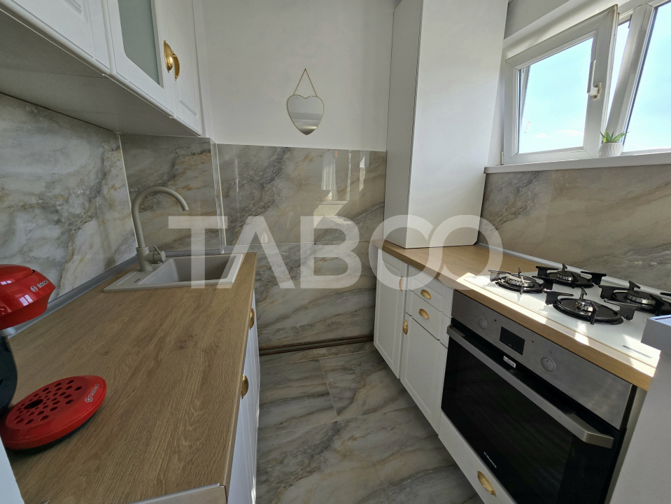 Apartament de vanzare la etaj intermediar renovat mobilat utilat Sibiu