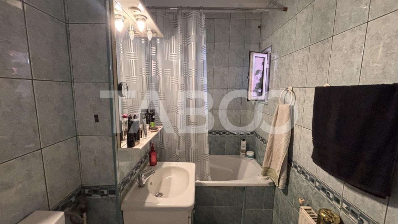 Apartament de vanzare la prima afisare 2 camere 55 mpu+balcon 4 mp