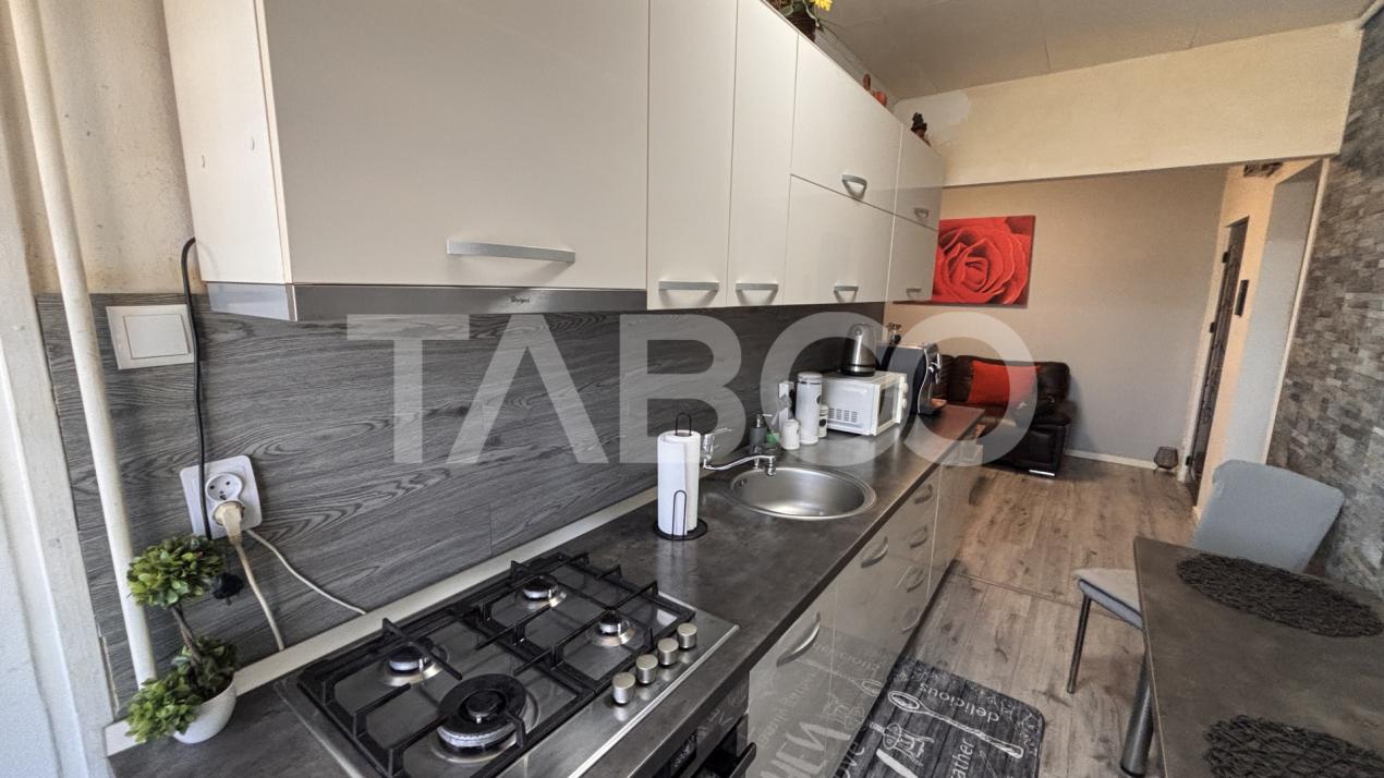 Apartament de vanzare la prima afisare 2 camere 55 mpu+balcon 4 mp