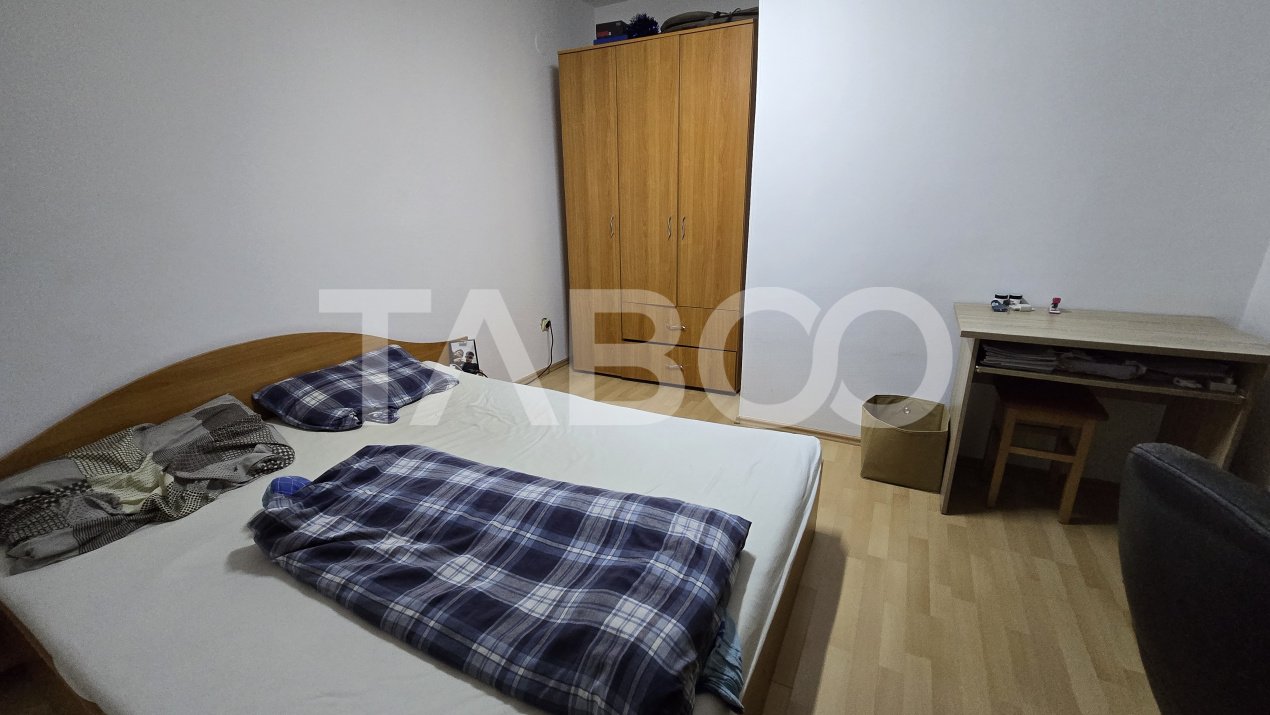 Apartament de vanzare Lazaret 2 camere mobilat utilat