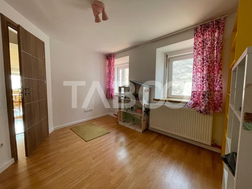 Apartament de vanzare mutare imediata 3 camere Zona de interes Sibiu