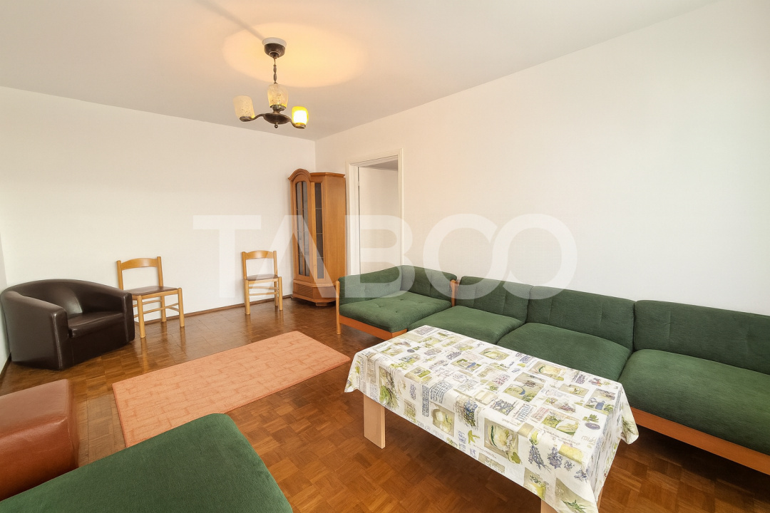 Apartament de vanzare zona Dioda cu 3 camere si balcon