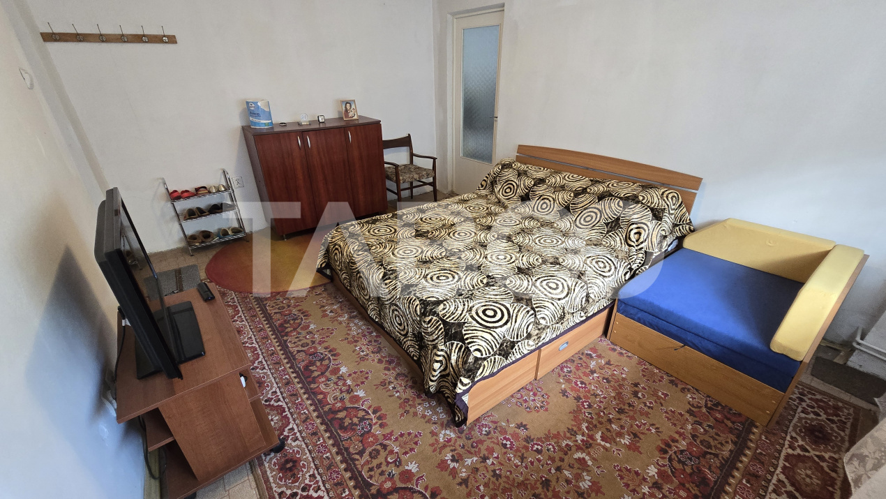 Apartament de vanzare zona Mihai Viteazul 4 camere 2 bai