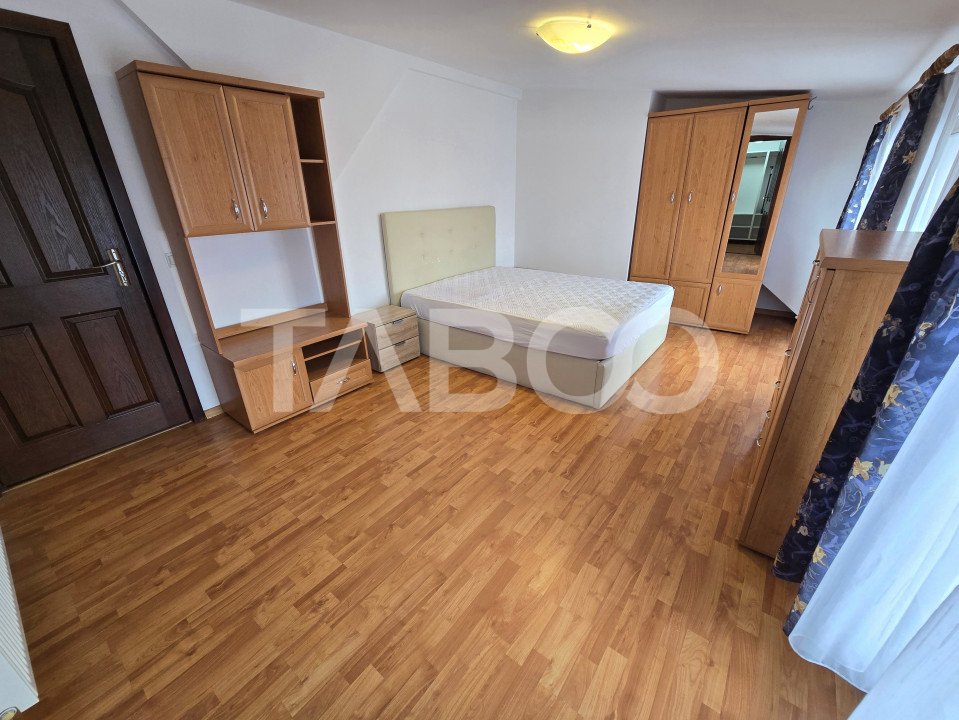 Apartament decomandat 106 utili 4 camere 2 bai 2 balcoane Milea Sibiu