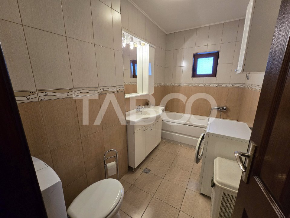 Apartament decomandat 106 utili 4 camere 2 bai 2 balcoane Milea Sibiu