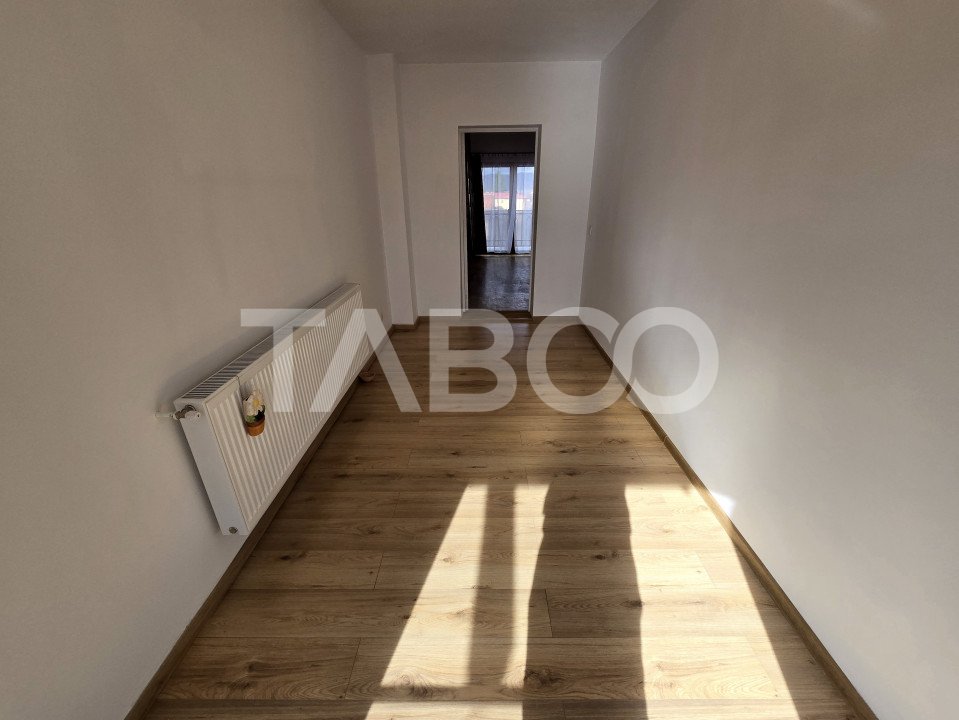 Apartament decomandat 106 utili 4 camere 2 bai 2 balcoane Milea Sibiu