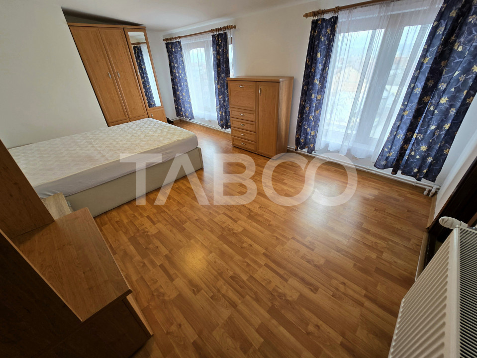 Apartament decomandat 106 utili 4 camere 2 bai 2 balcoane Milea Sibiu