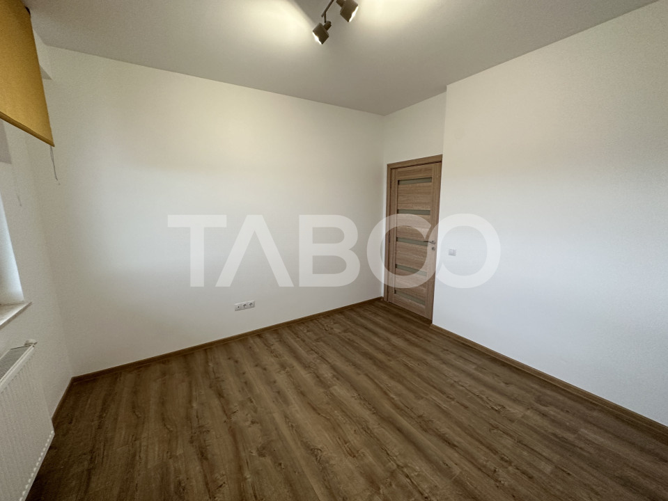 Apartament decomandat 2 camere 43 mpu cu priveliste zona Doamna Stanca