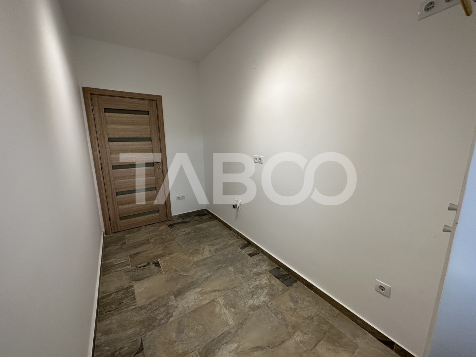 Apartament decomandat 2 camere 43 mpu cu priveliste zona Doamna Stanca