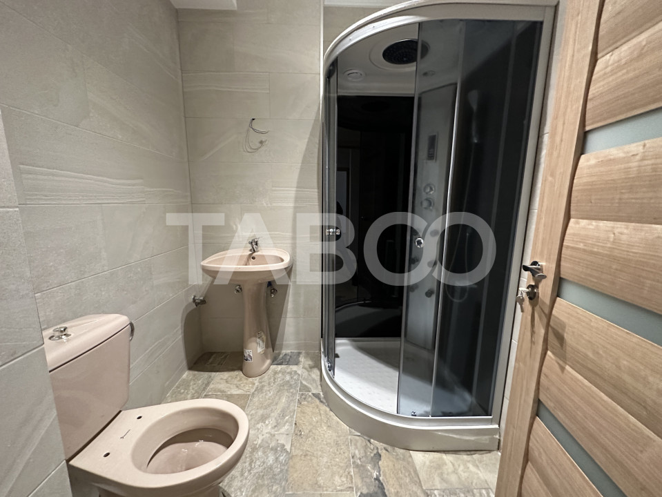 Apartament decomandat 2 camere 43 mpu cu priveliste zona Doamna Stanca