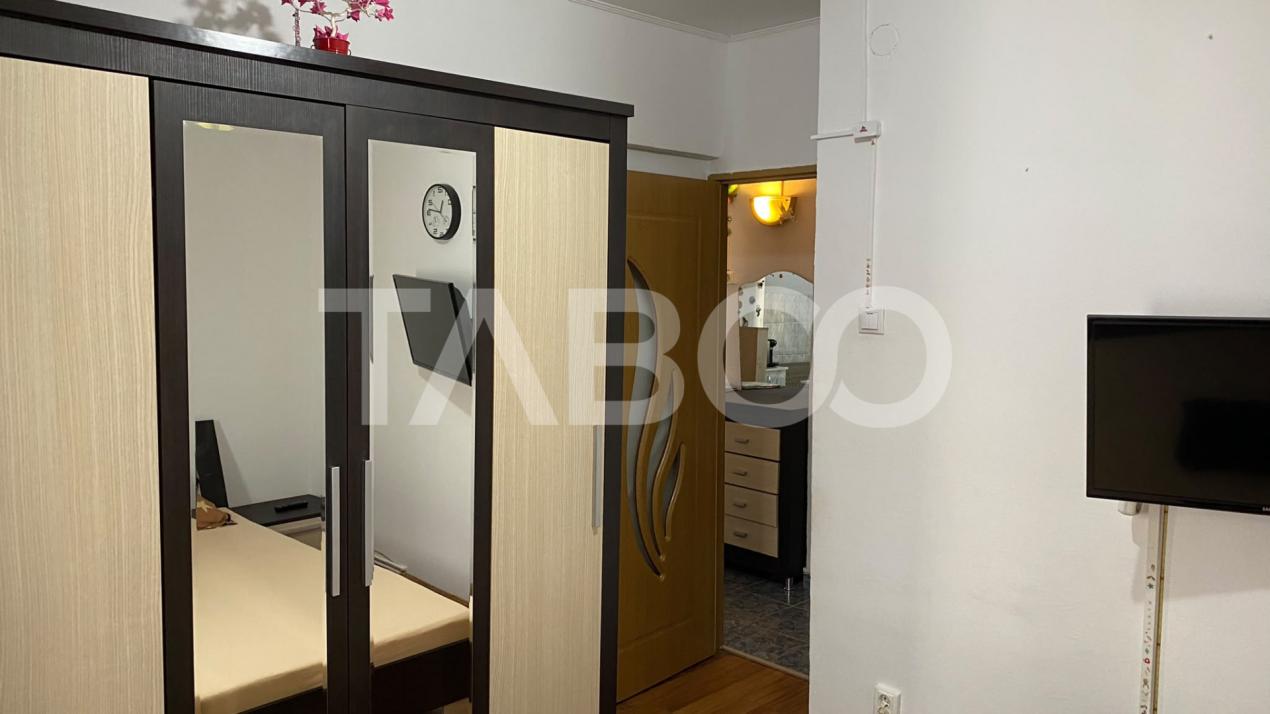 Apartament decomandat 2 camere 50 mpu si balcon 3 mp de inchiriat