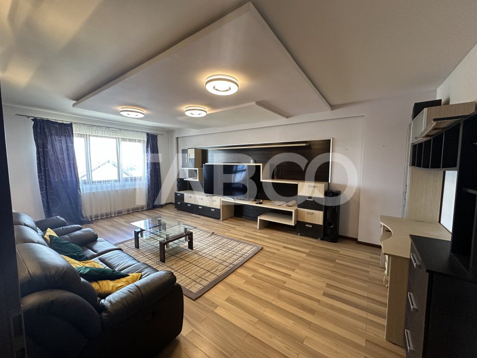 Apartament decomandat 2 camere 60 mpu etaj 2 loc de parcare si garaj