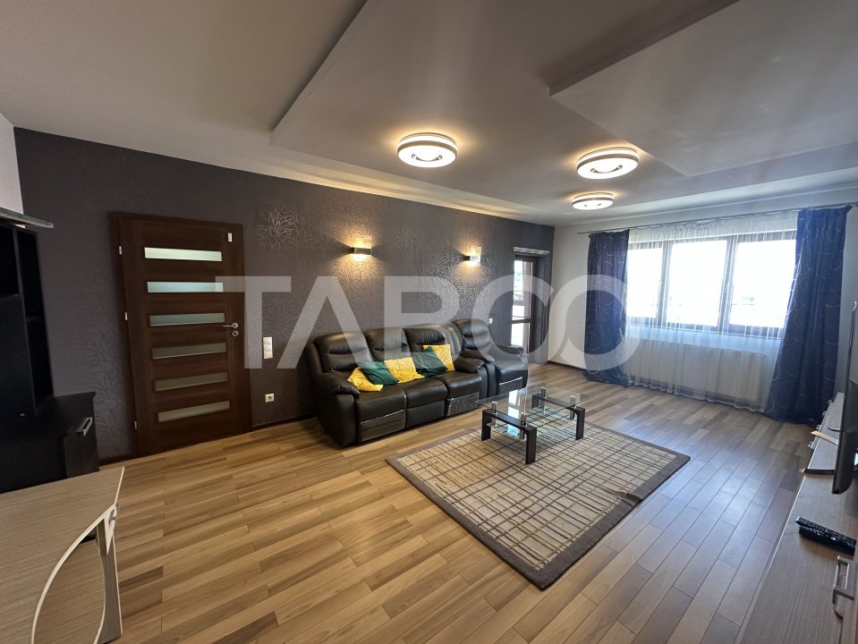 Apartament decomandat 2 camere 60 mpu etaj 2 loc de parcare si garaj