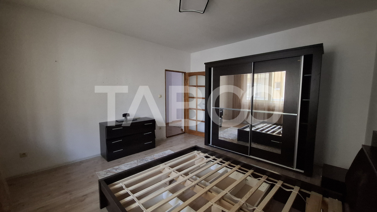 Apartament decomandat 2 camere 63 mp garaj subteran 20 mp Turnisor