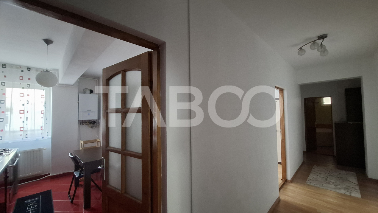 Apartament decomandat 2 camere 63 mp garaj subteran 20 mp Turnisor